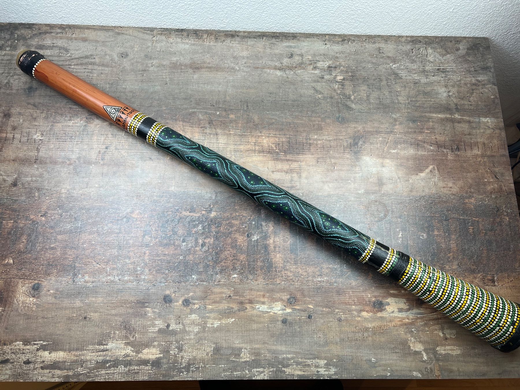 Strumenti musicali: Schönes Didgeridoo – Usato da Hallau venduto da R.R.91