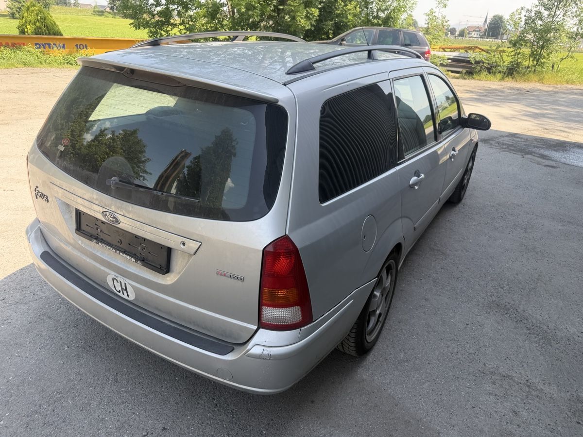Ford Automobili: Ford Focus Kombi ST170 – Usato da Widnau venduto da Gasser_Auto 2