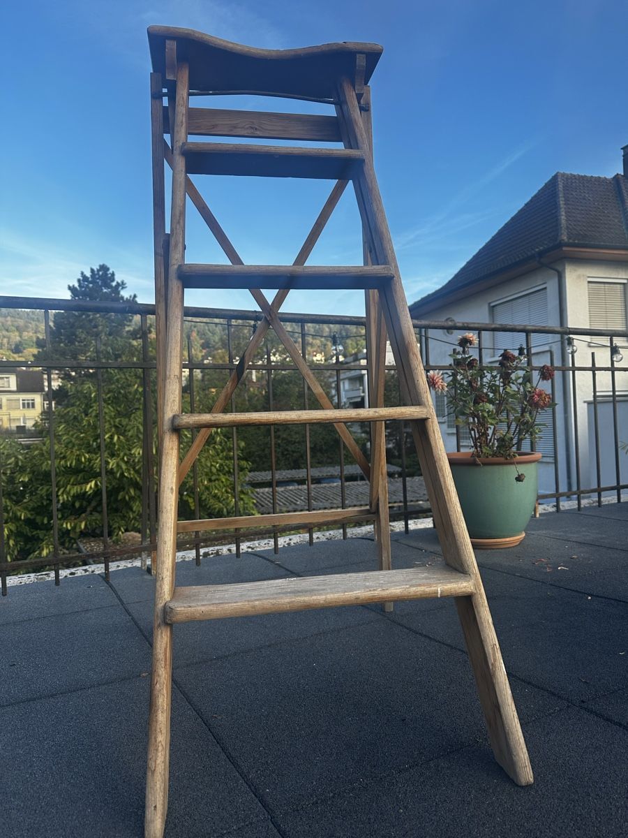Scale: Ältere Holzstehleiter – Usato da Biel/Bienne venduto da Violetbutterfly 4