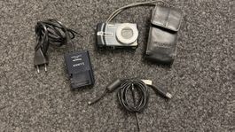 Panasonic Lumix Kompaktkamera DMC-TZ2 mit Zubehör!