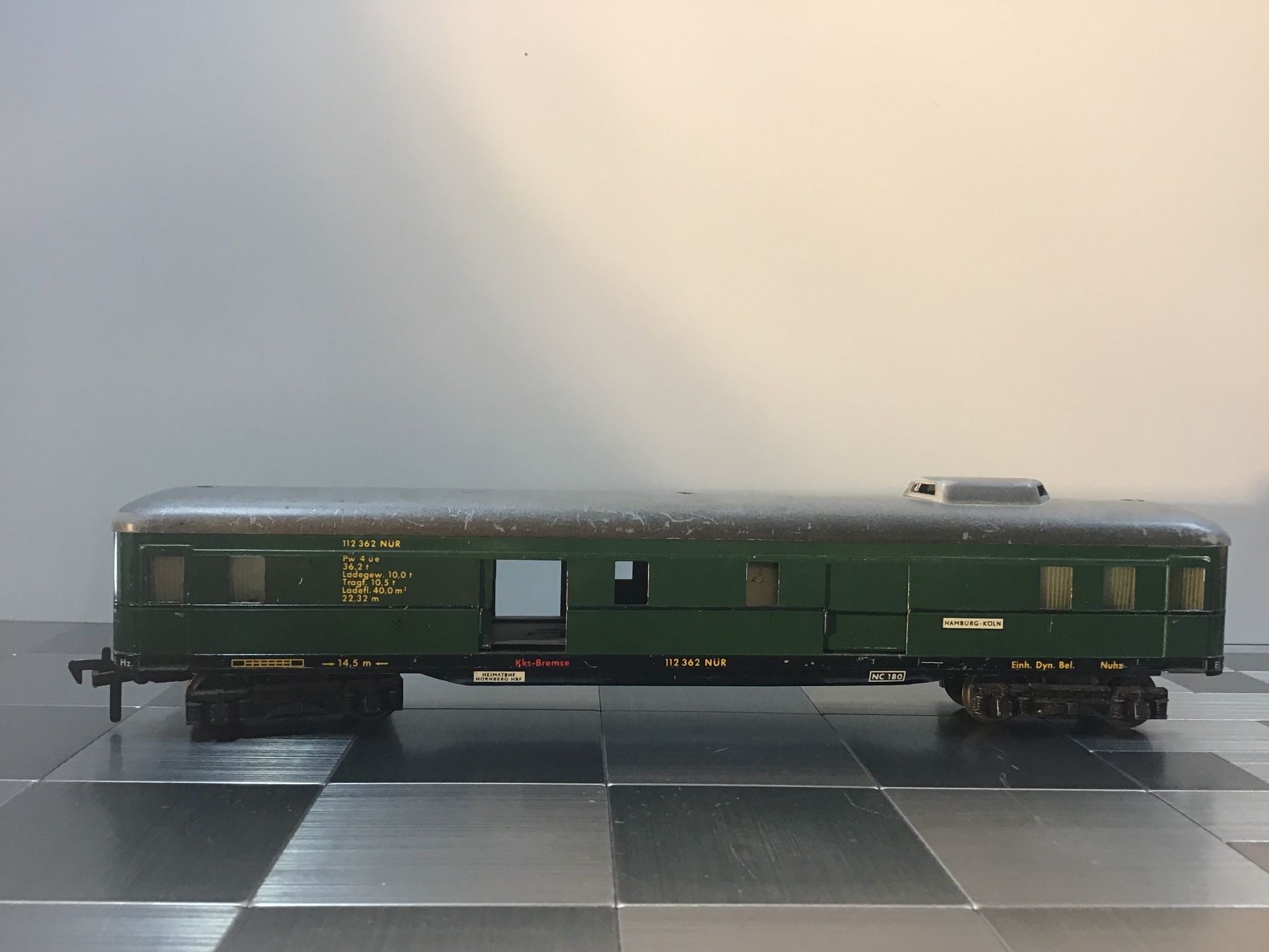 Fleischmann Modelleisenbahnen: FLEISCHMANN GÜTERWAGEN SPUR H0 – Gebraucht aus Männedorf von Spezial-Modelle 1