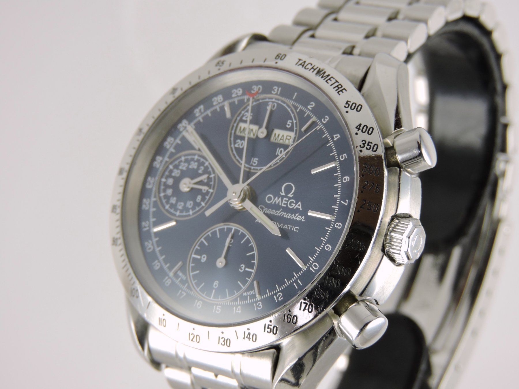 Omega Orologi: 1994 Omega Speedmaster Triple-Date Chronograph - Serviced – Usato da Bern venduto da Vintage-Oyster 4