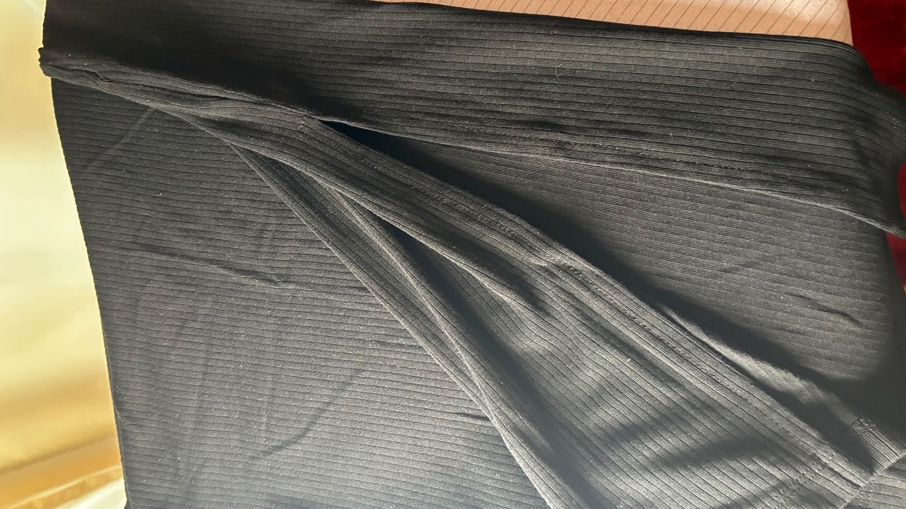 Zalando Röcke: Schwarzer Midi-/Maxirock – gerippt, mit Seitenschlitz – Gebraucht aus Zürich von olivia_BE 1