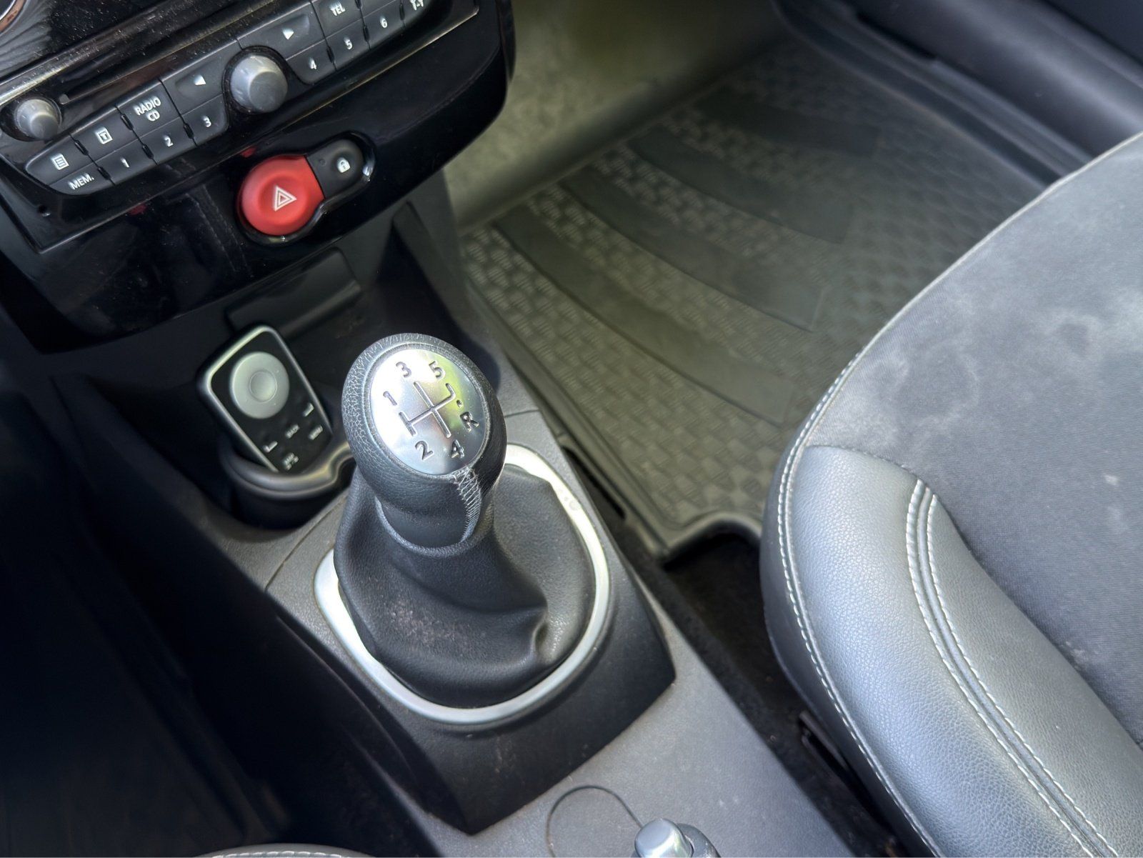 Renault Autos: Renault Clio 1.2 100 – Gebraucht aus Luzern von GGL-Luzern 6