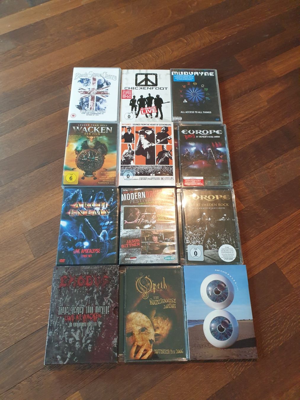 Tutti i DVDs: DVD'S Div. Rock/Metal – Usato da Guschelmuth venduto da Yamms