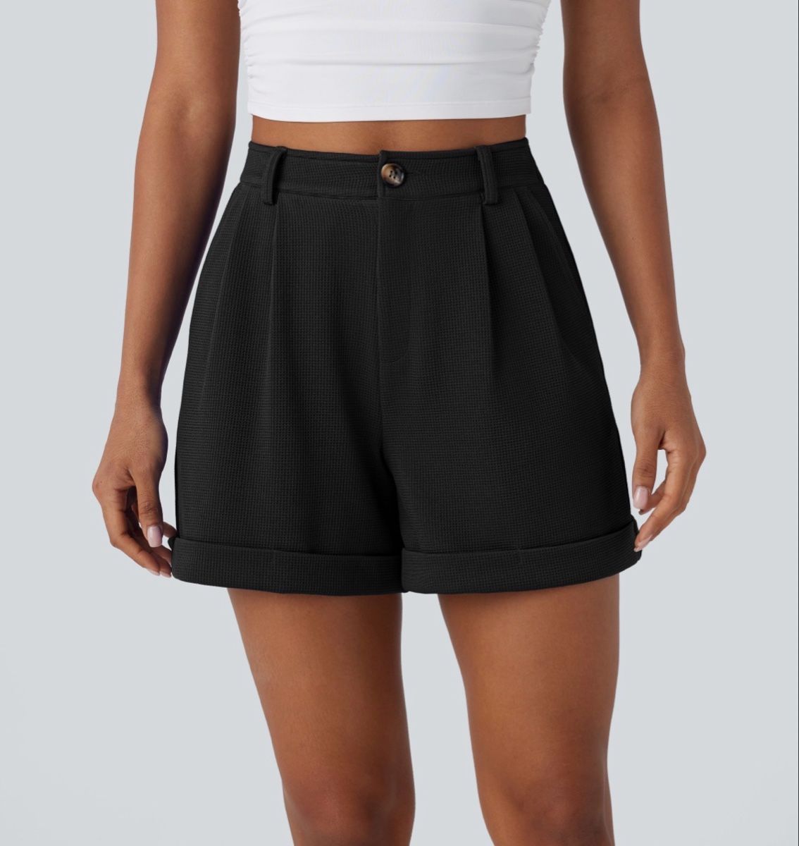 Pantaloni: Schwarze Shorts – Usato da Henau venduto da martina_1998 2