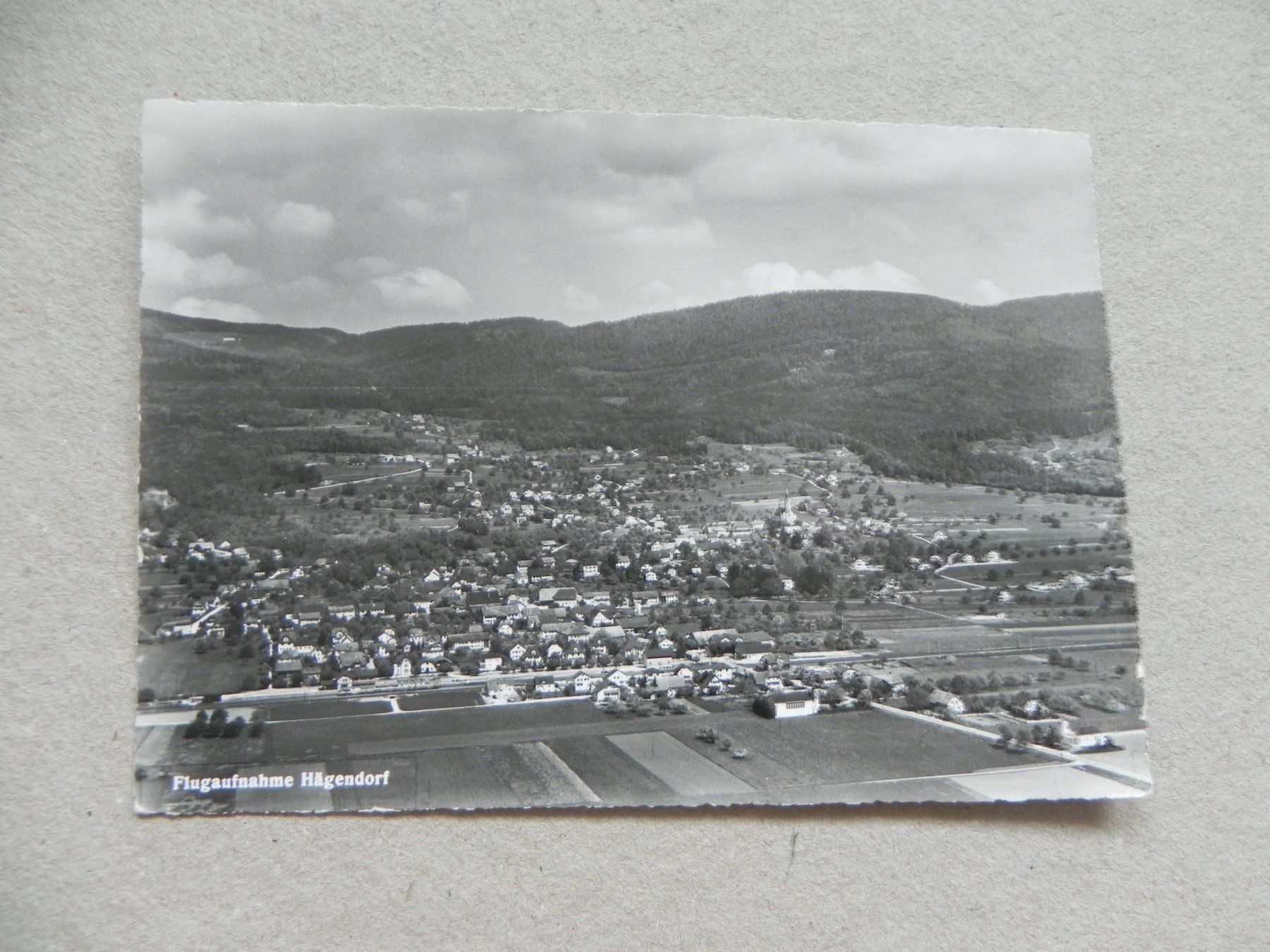Cartoline postali: Ansichtskarte Hägendorf SO Flugansicht – Usato da Siebnen venduto da krimsie