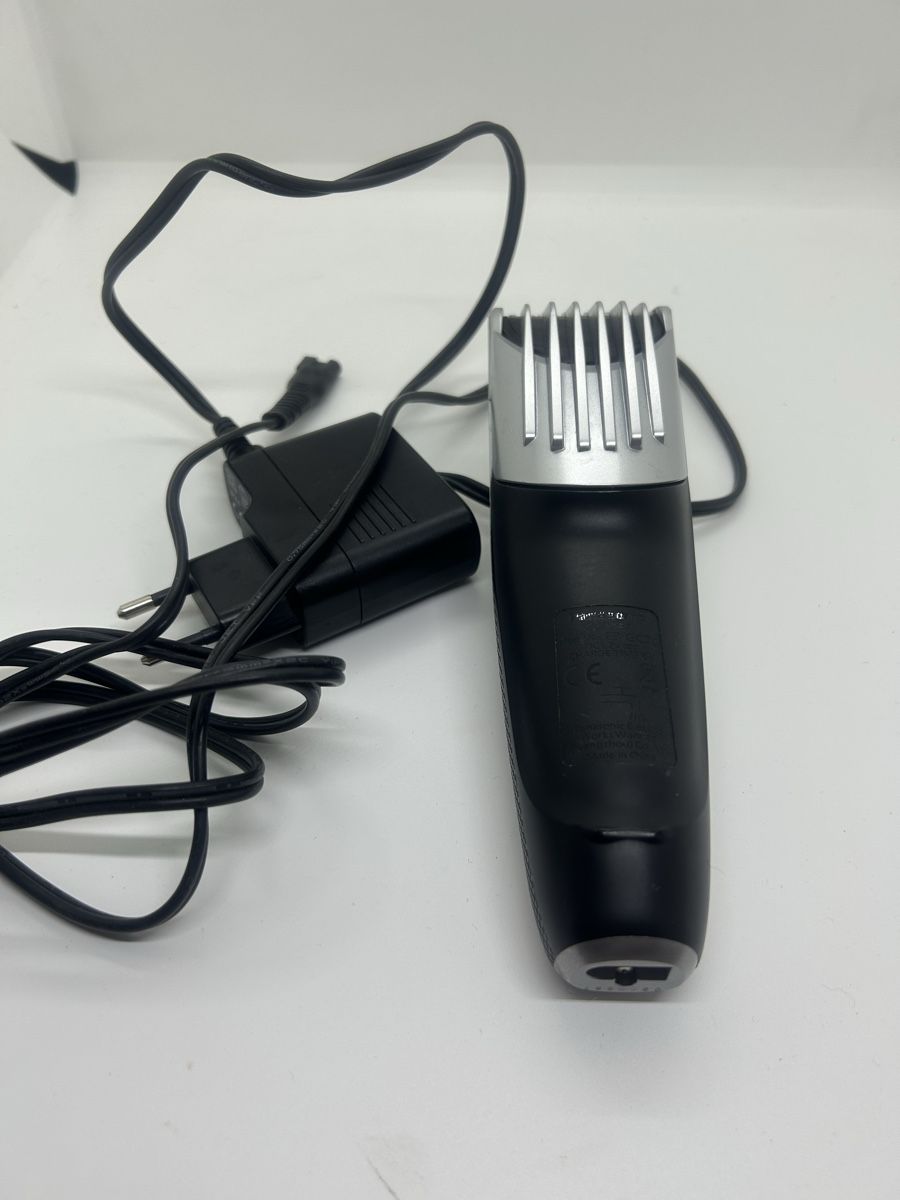 Panasonic Rasoi & Lamette da barba: [GUT & GÜNSTIG]: Panasonic Rasierapparat – Usato da Arni AG venduto da CreaFlex 3
