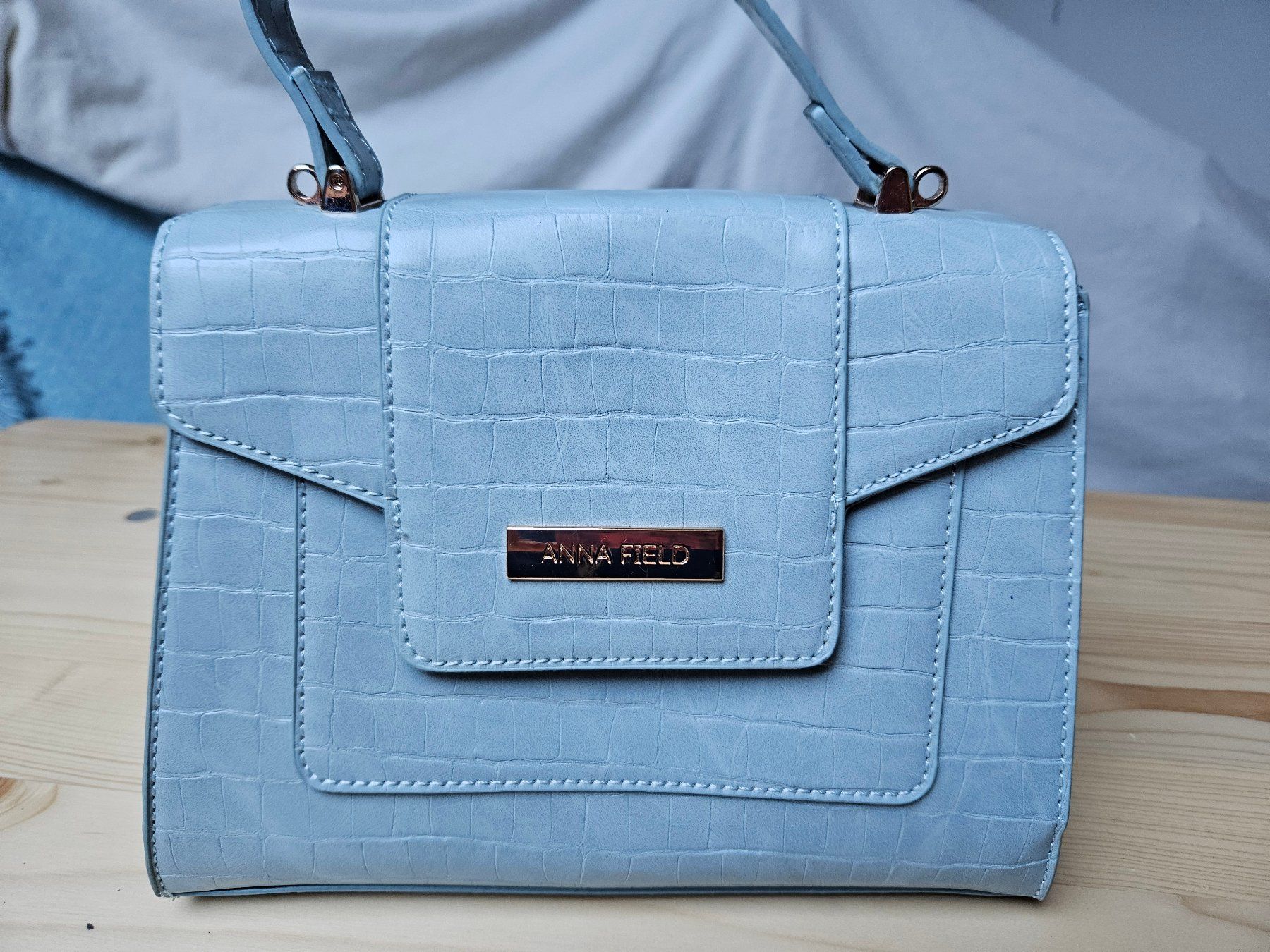 Anna Field Taschen für Damen: Anna Field Handtasche, hellblau, mit Umhängemöglichkeit – Gebraucht aus Gattikon von balumogli