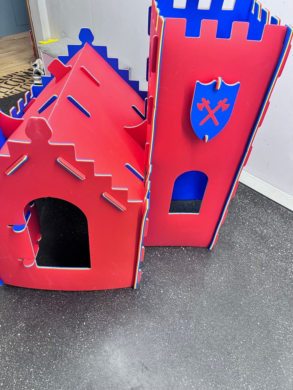 Cartoline postali: Chateau en mousse enfant – Usato da Liebefeld venduto da mandioca 2