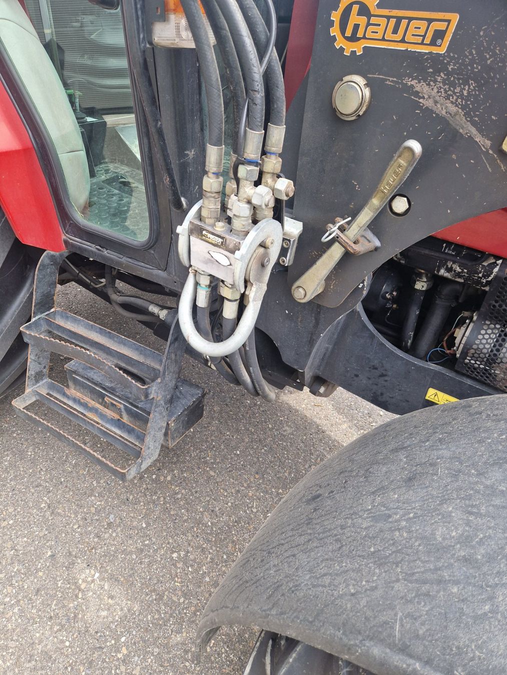 Tutte le macchine: Frontlader Hauer – Usato da Menznau venduto da 6122 4