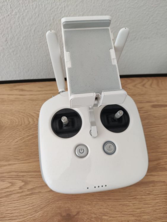 DJI Phantom 4 Pro v2.0 GL300K Remote Controller (With a Built-in Scree - Cloud City Drones