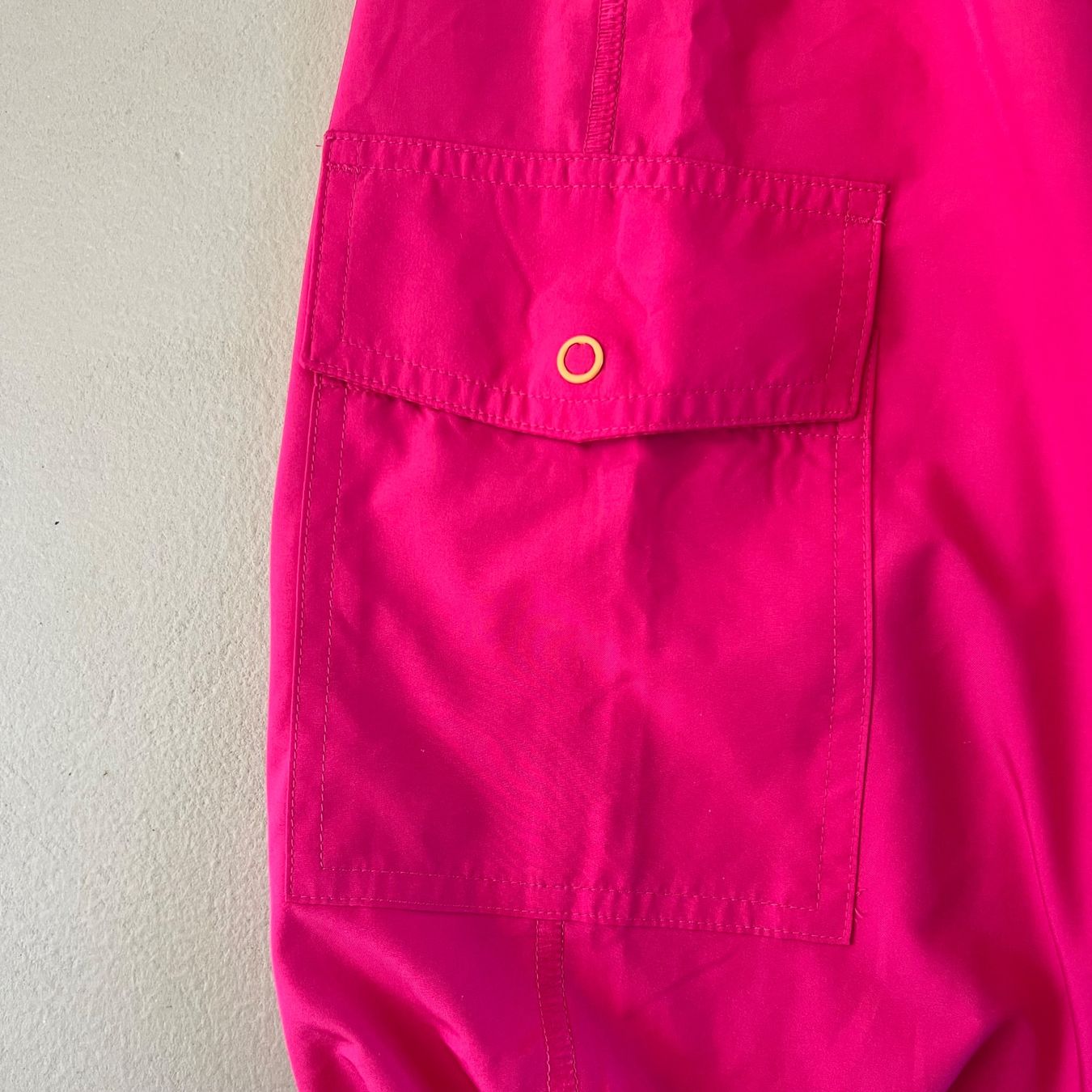 Reebok Pantaloni: REEBOK Playdry Hose 🩷 – Usato da zürich venduto da vintage12 7
