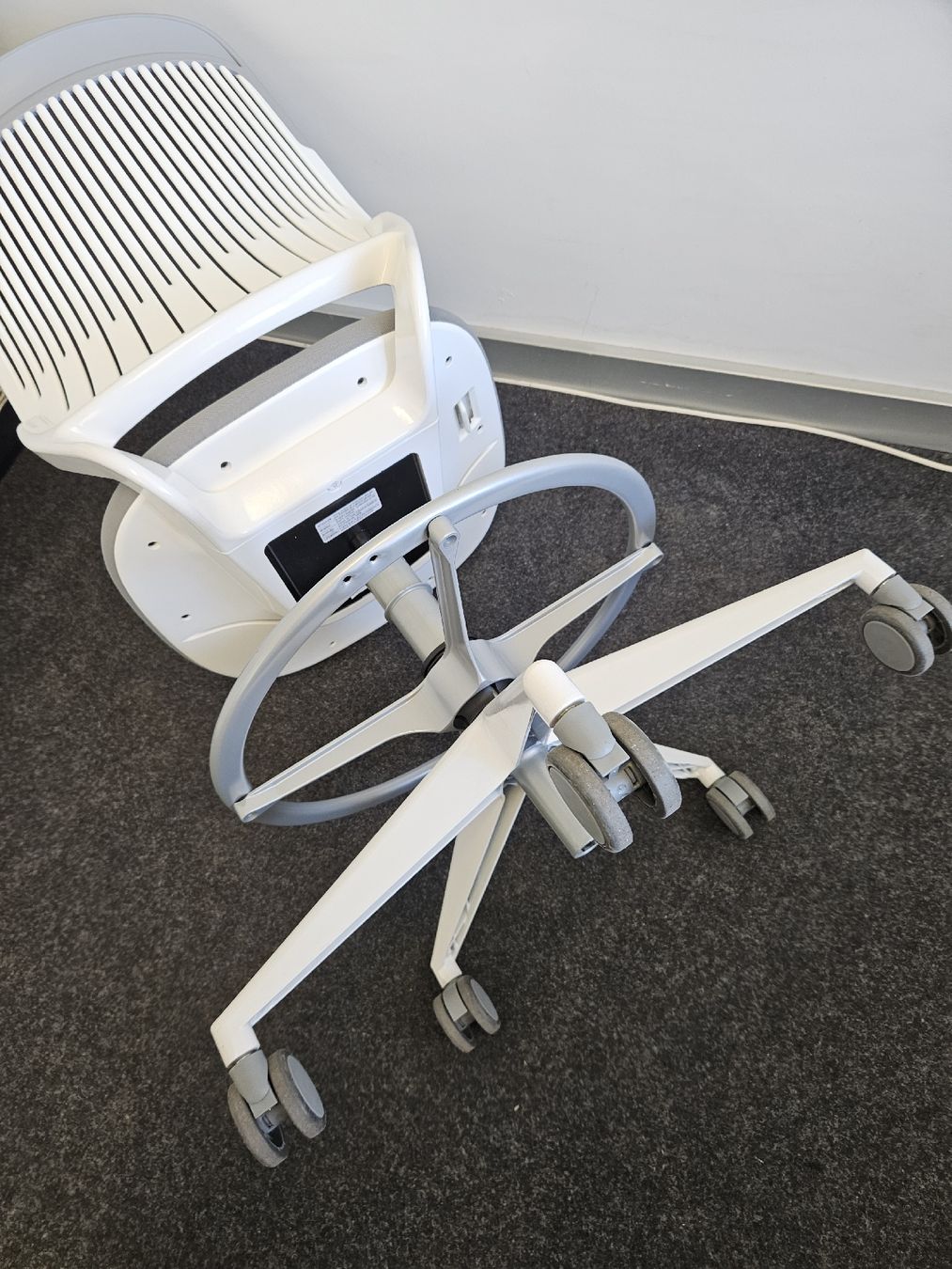 Steelcase Sedie: Konferenzstuhl Steelcase P483 Work 1 – Usato da Winterthur venduto da Dachs28 5