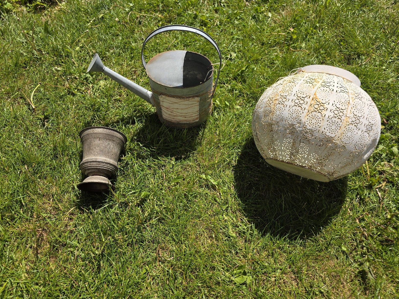 Tutte le decorazioni: Gartendeko Set: Giesskanne, Übertopf, Laterne Vintage – Usato da Wigoltingen venduto da Zuckerfee84