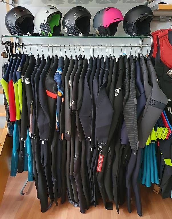Combinaisons de plongée: Combinaisons néoprène ION - PRO LIMIT - RIP CURL NEUVES – Neuf avec emballage d'origine à Lausanne par Wollebw
