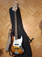 Bass Squier Affinity Jazz I B-Stock  und Case Thomann E-Bass