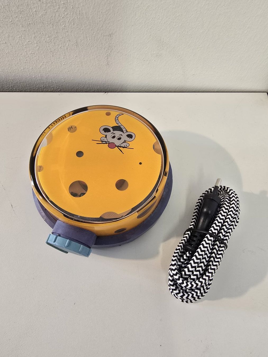 Tutte le macchine: Süsser IKA colorsquid Magnetrührer "Mighty Mouse" – Usato da Niederdorf venduto da LeptonAG_Labor