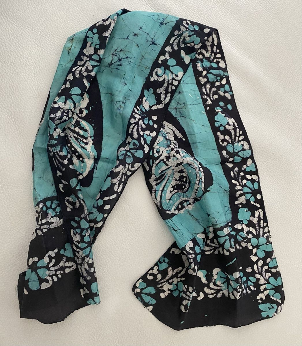 Foulard & Sciarpe: Seiden Schal 🌸 – Usato da Opfikon venduto da Luis144 3