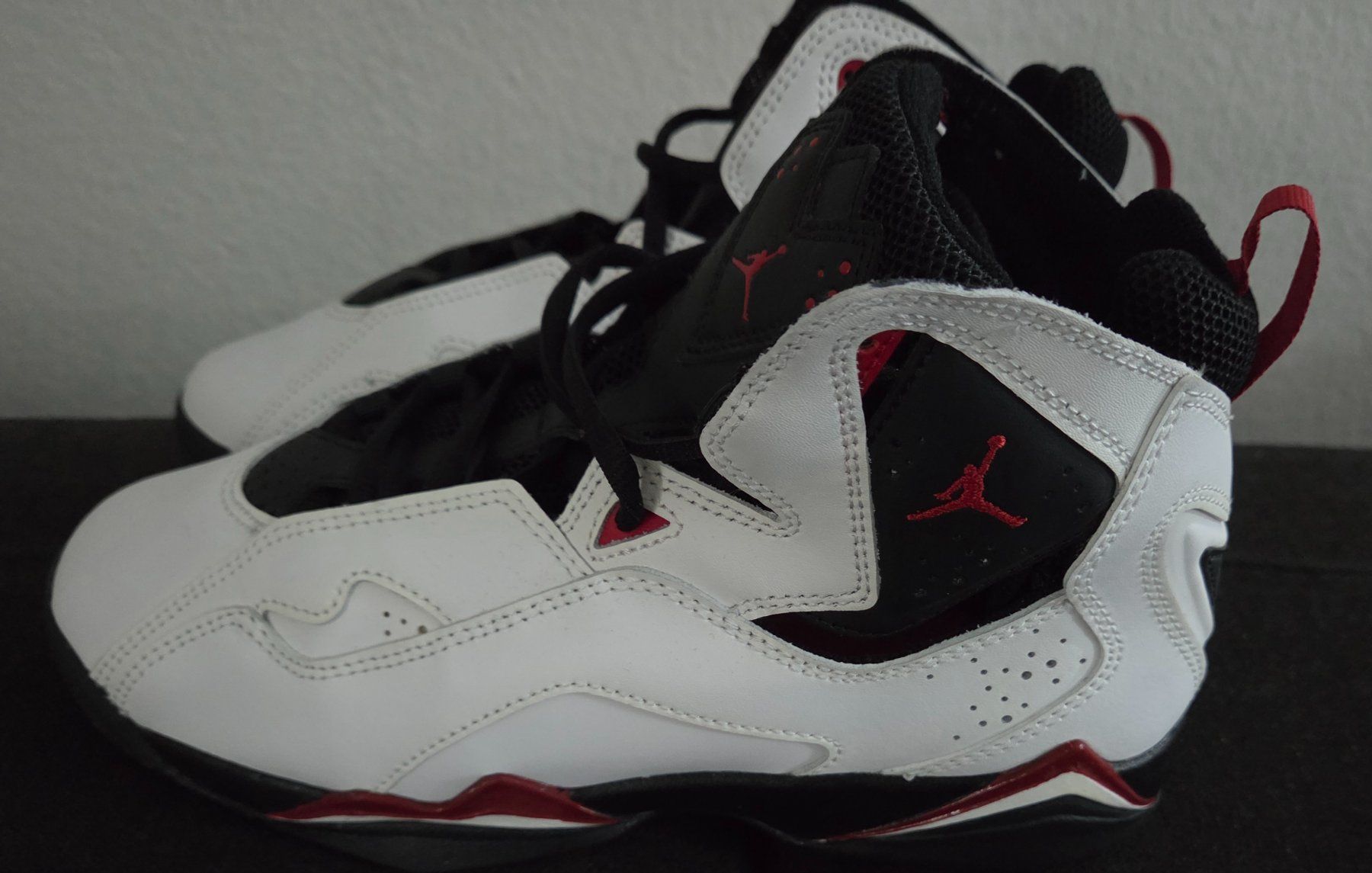 Jordan Scarpe da uomo: Neue Jordan – Nuovo (secondo la descrizione) da Zürich venduto da Heidi69