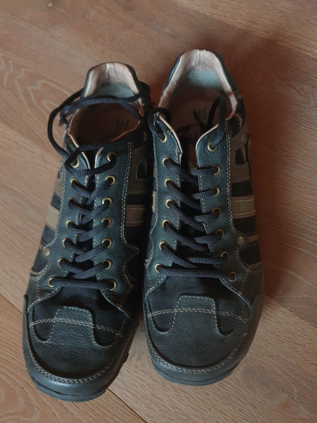 Chaussures hommes: herren schuhe – D'occasion à St.Gallen par EL03