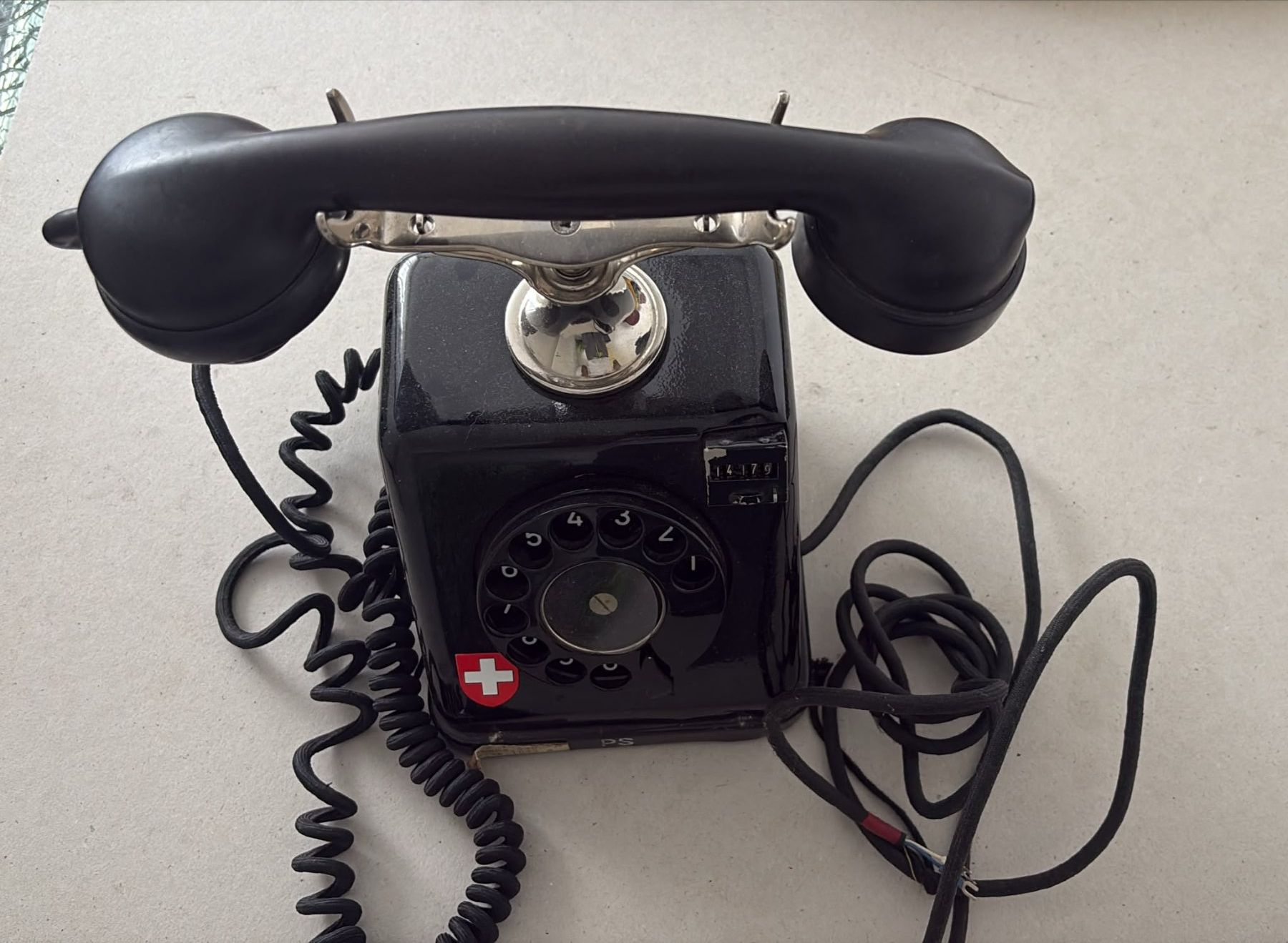 Swisscom Telefoni: antikes Tischtelefon mit Zähler – Difettoso da Wangen b. Olten venduto da Hba2