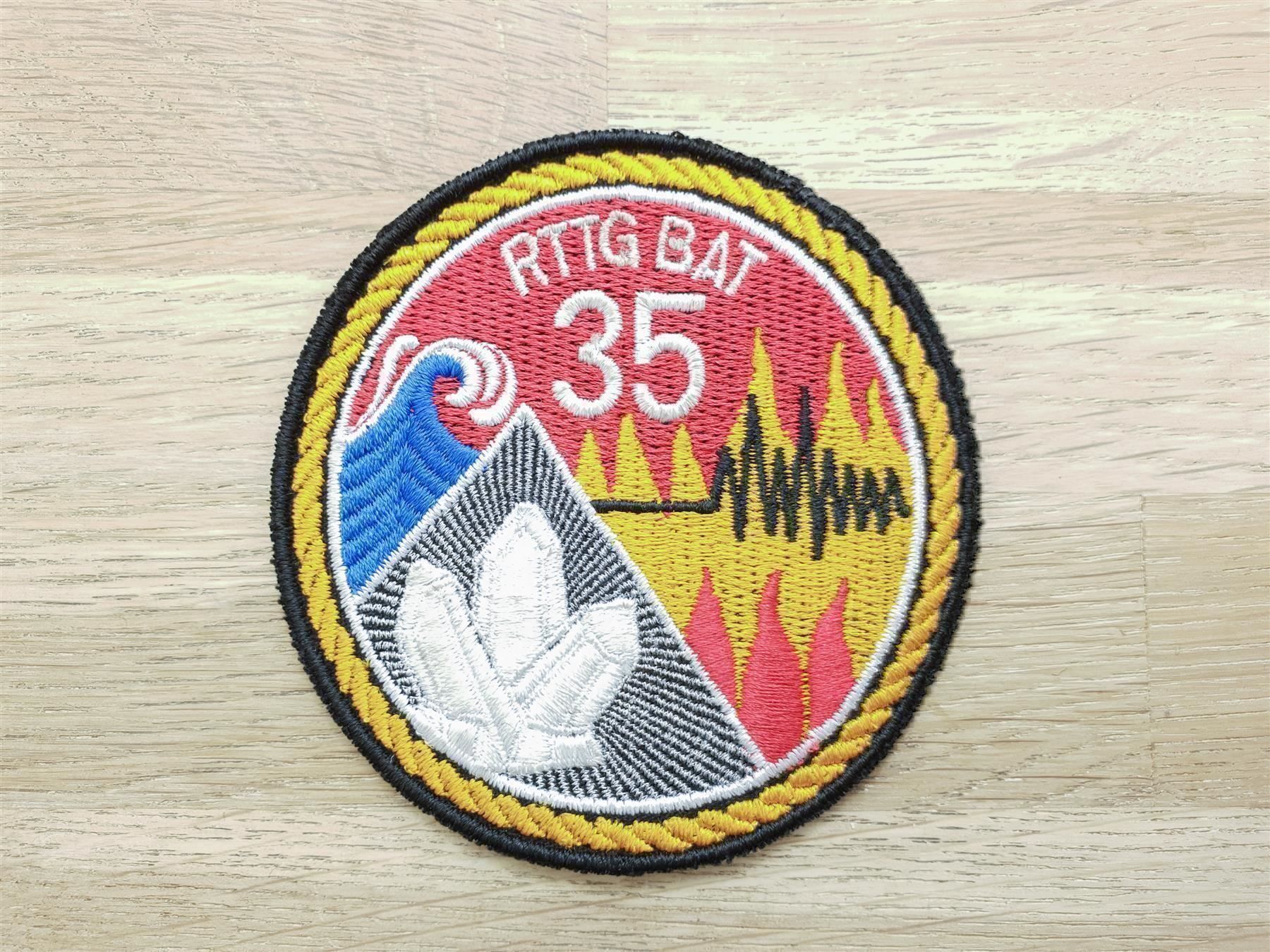 Plaketten & Abzeichen: Badge Rttg Bat 35 gelb – Gebraucht aus Erlinsbach von S700