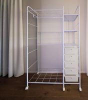 Garderobe / Kleiderständer