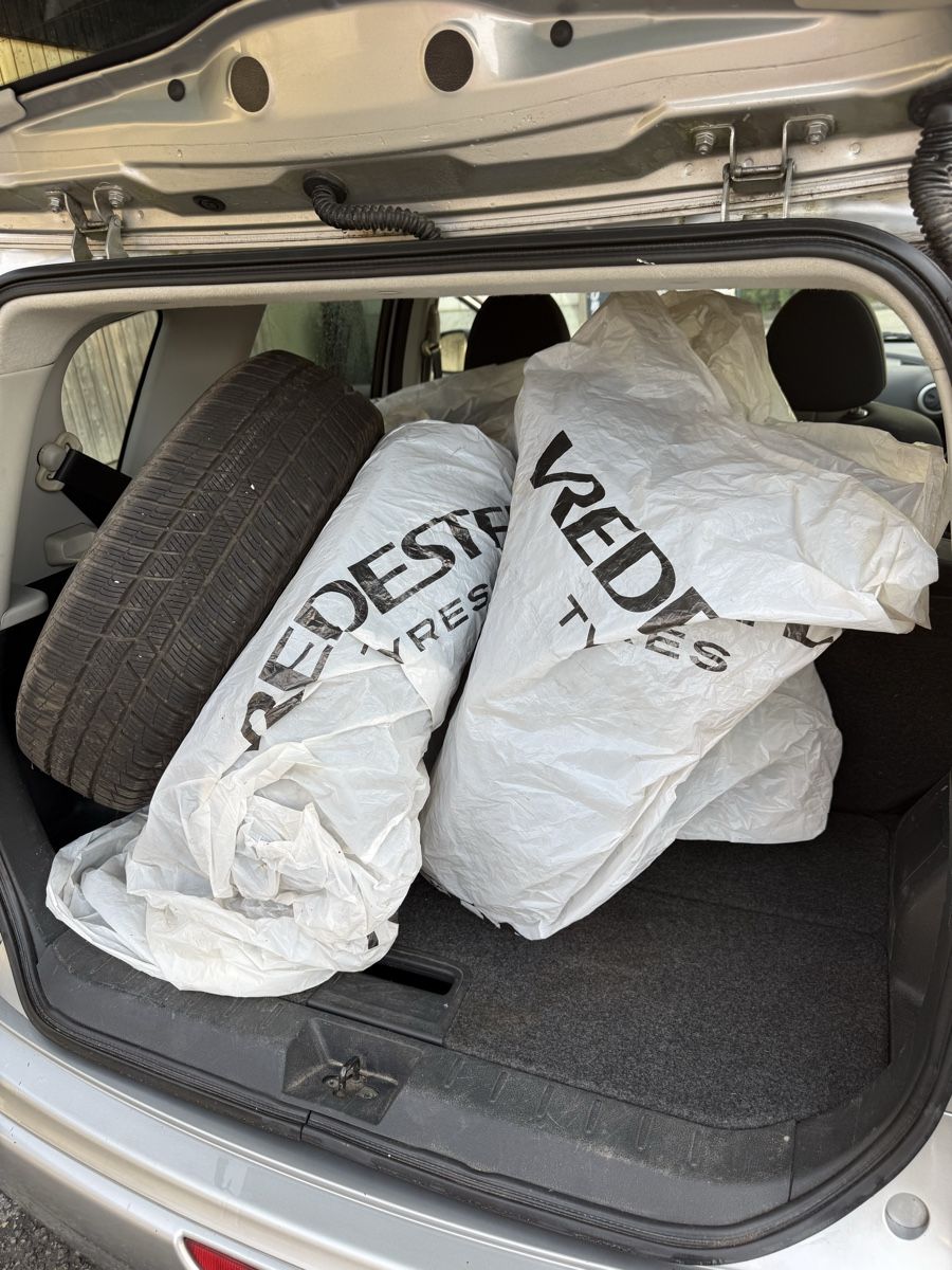 Nissan Automobili: Nissan Note  1.6  Automat Benzin – Usato da Hinterkappelen venduto da meh_qf55 9