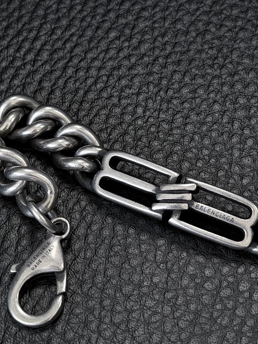 Balenciaga Catenine: Balenciaga necklace – Nuovo (secondo la descrizione) da Köniz venduto da usernoname 2