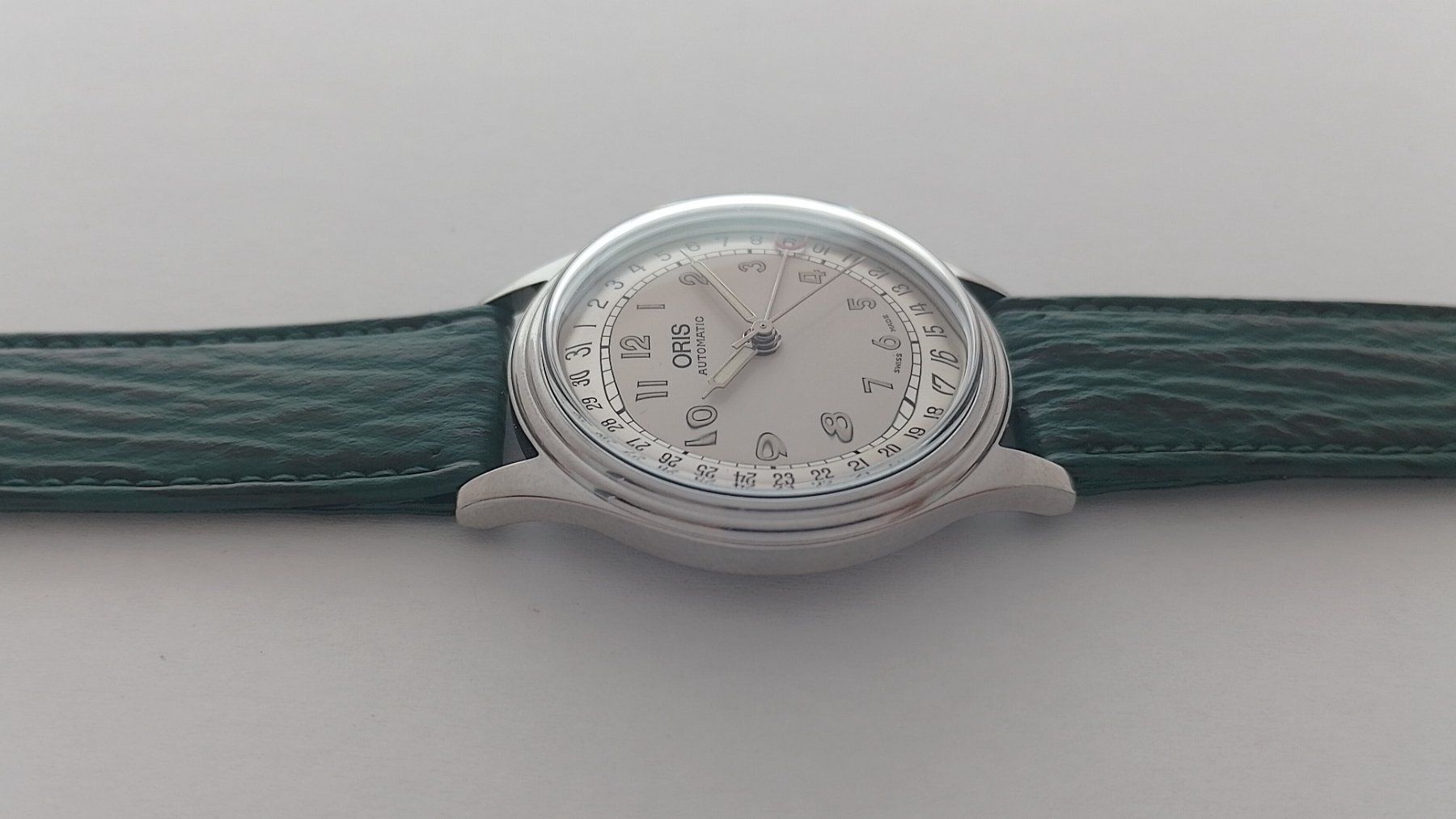 Oris Uhren: Oris Pointer Date Automatic – Ref. 7403 – Top Zustand – Gebraucht aus Basel von Givens_Watches 2