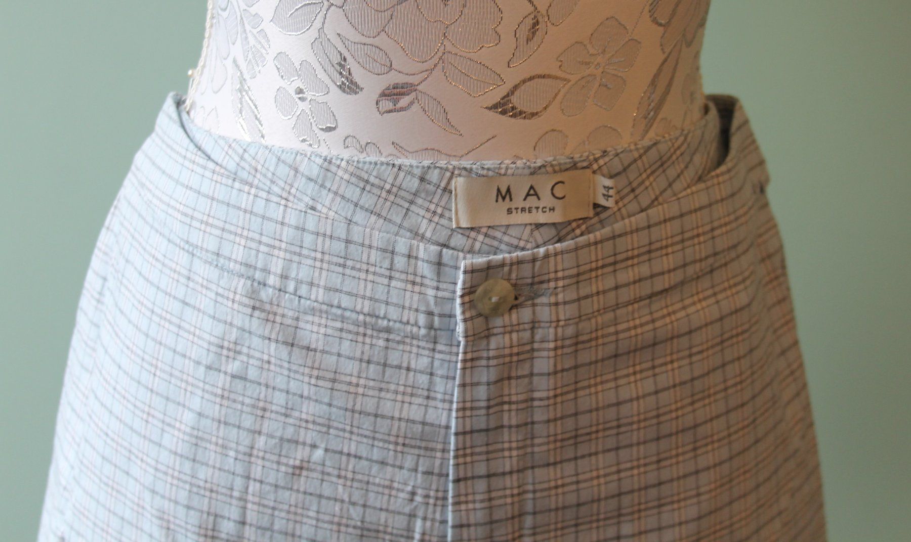Hosen: Bermudas / Shorts von *MAC* – Gebraucht aus Schaan von antikes_und_kurioses 1