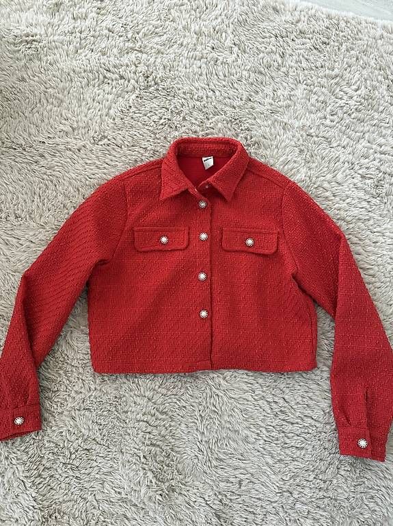 Vestes: Rote Bouclé-Jacke – D'occasion à Zwingen par KatjaM