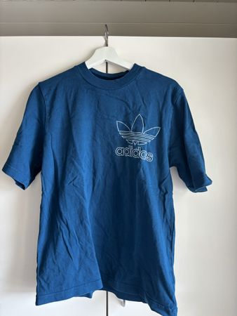 Adidas Tshirt 