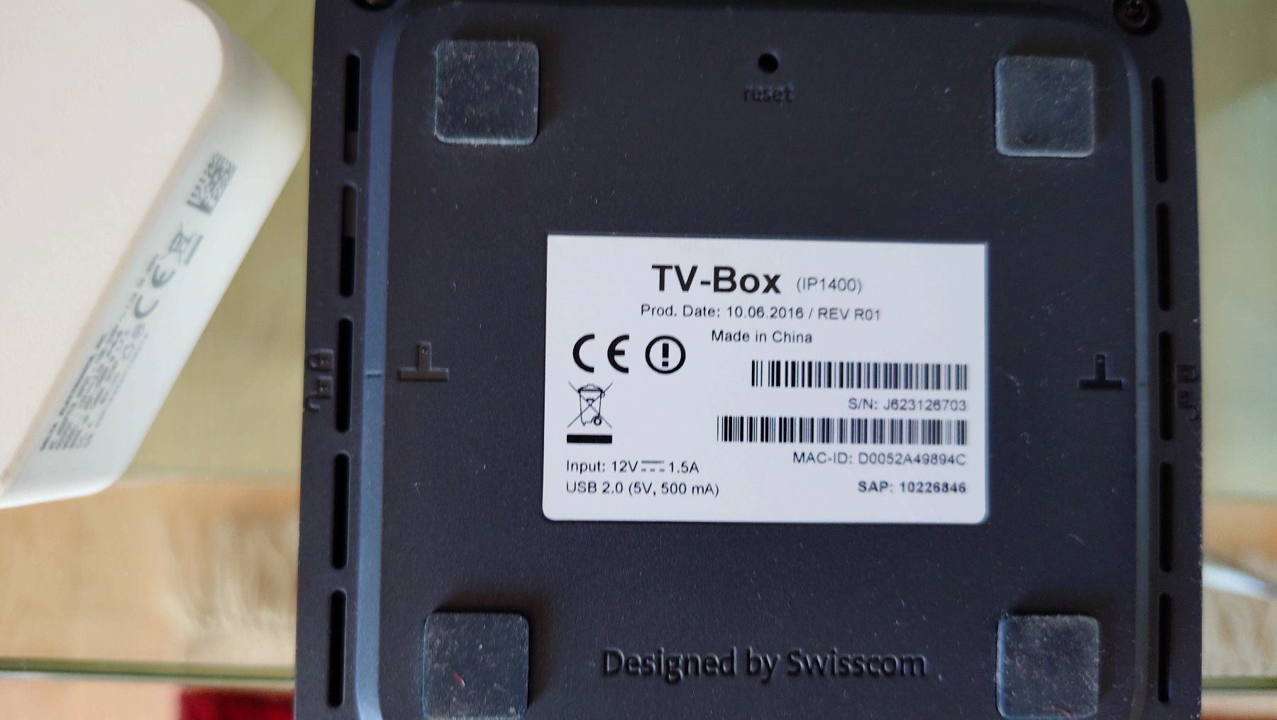 Ricevitori: Swisscom TV Box mit Fernbedienung – Usato da Allschwil venduto da Swisstoybox 1