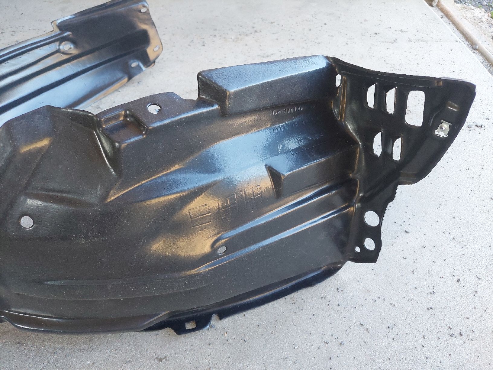 Toutes les pièces auto: Radhausschale Honda Civic – Neuf (Voir description) à Brunnadern par Oheshh 2