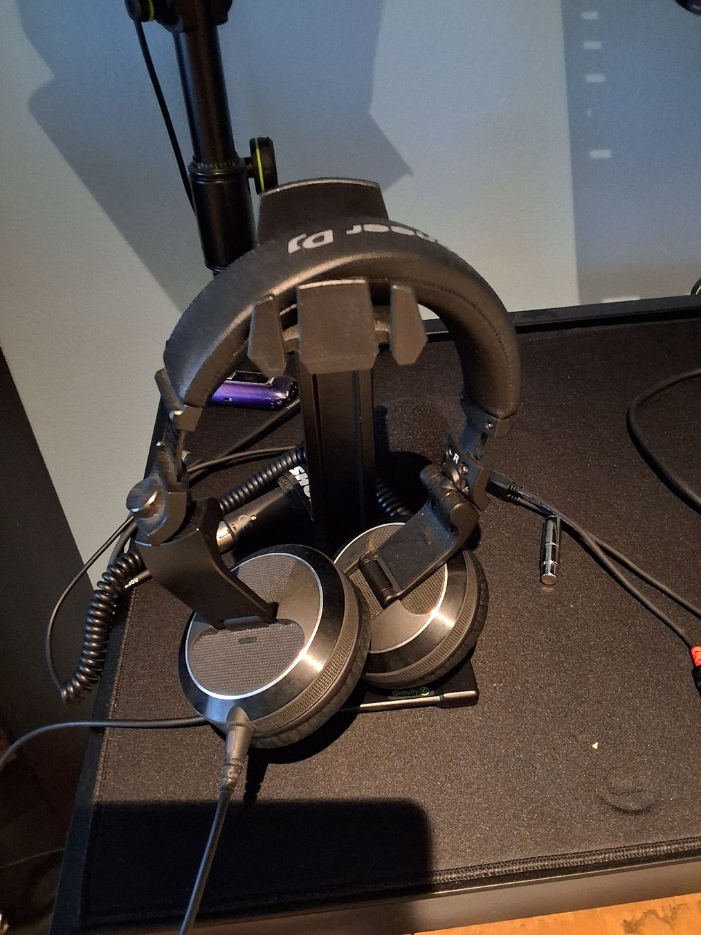 Pioneer Cuffie: Pioneer DJ Bundle VM-50 + HDJ-X7 – Usato da Emmenbrücke venduto da Ahmedsalem