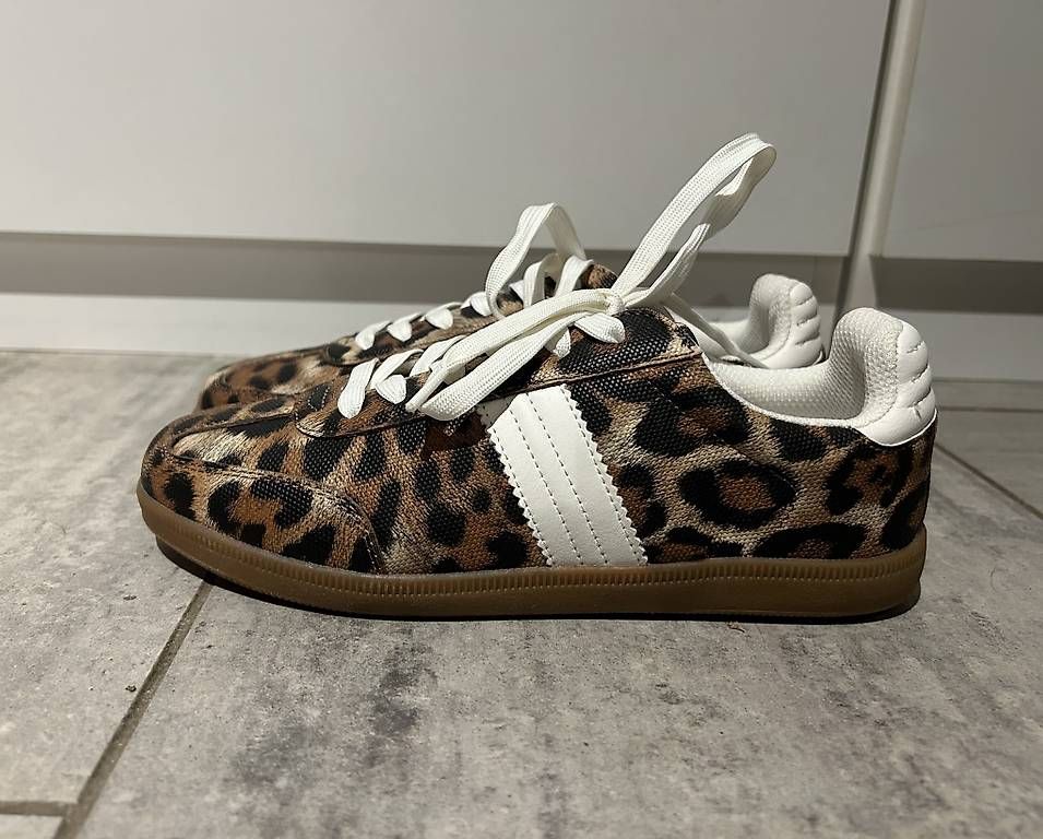 Only Scarpe da donna: Only Sneaker, Grösse 36 – Usato da Obergoldbach venduto da lea_tyt7