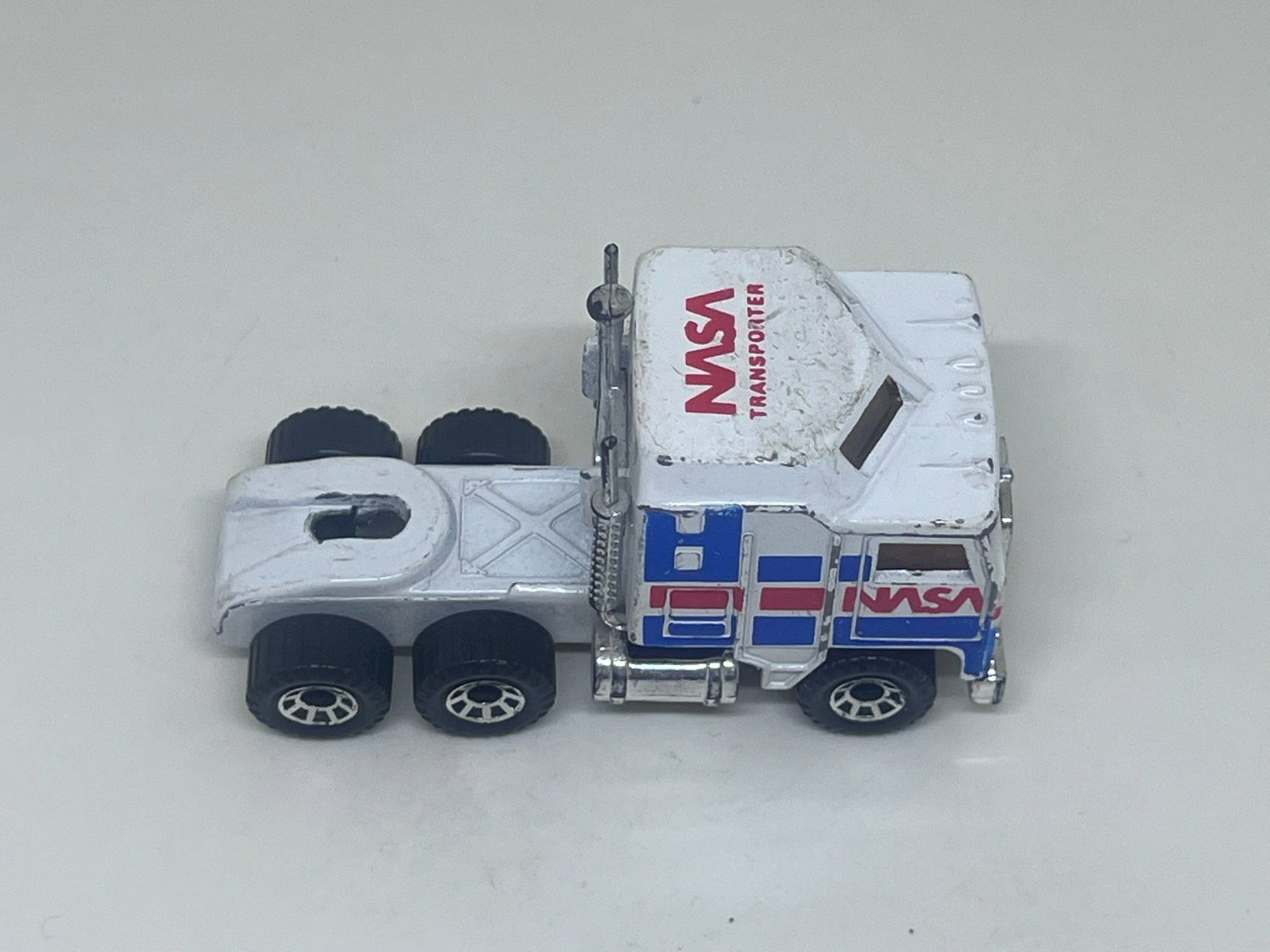 Matchbox Modellini d'auto: Matchbox Kenworth #363 – Usato da Wildegg venduto da LaaBoutique 1