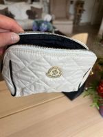 pochette Moncler en matelassé écru 15cm x 12 cm x 6cm
