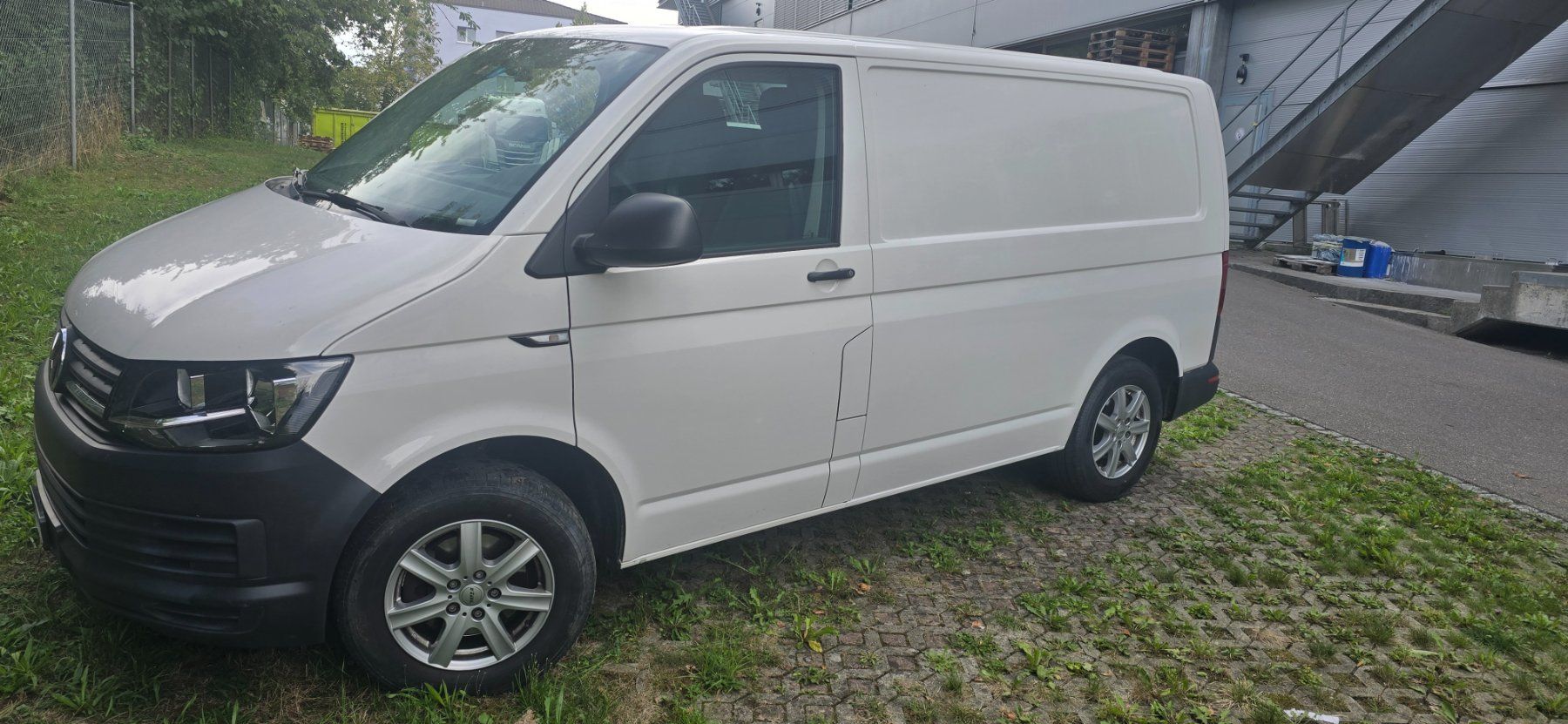 VW Veicoli commerciali: VW Transporter  T6 – Usato da Bülach venduto da Matusch1990 4