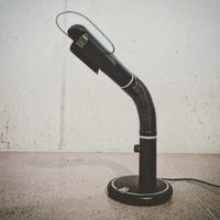 Vintage designer B&S Tischlampe, Targetti (ITA), 80er
