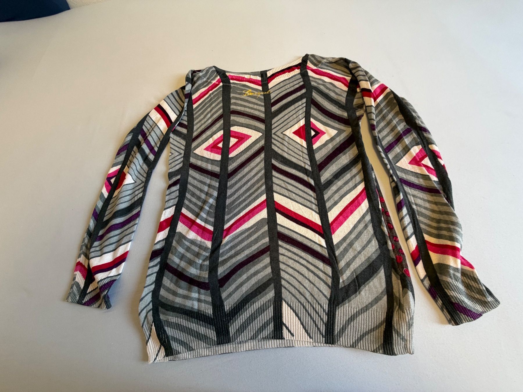 Desigual Pullover & Sweatshirts: Desigual Pullover, Gr. XL – Gebraucht aus Zürich von Fortunalis 1