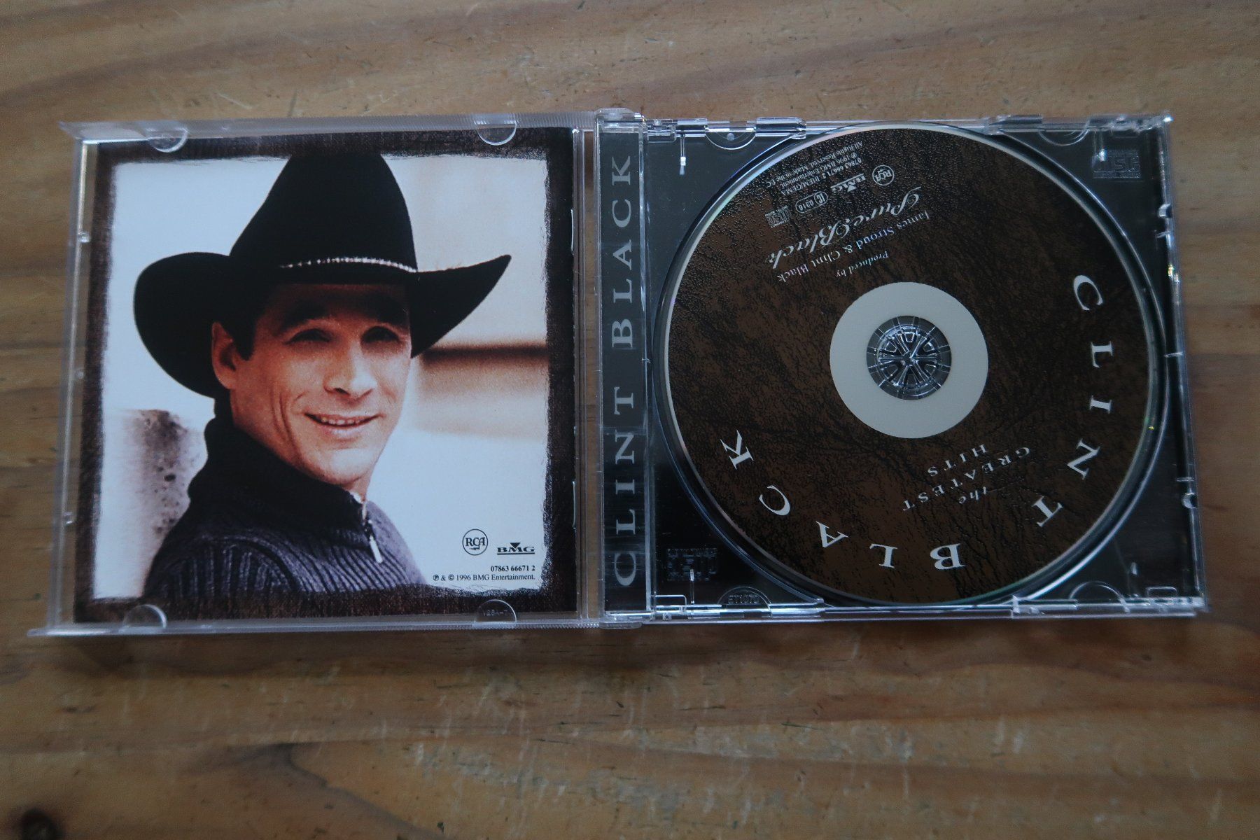CD: CLINT BLACK - THE GREATEST HITS - CD – Usato da Basel venduto da Patiscat 3