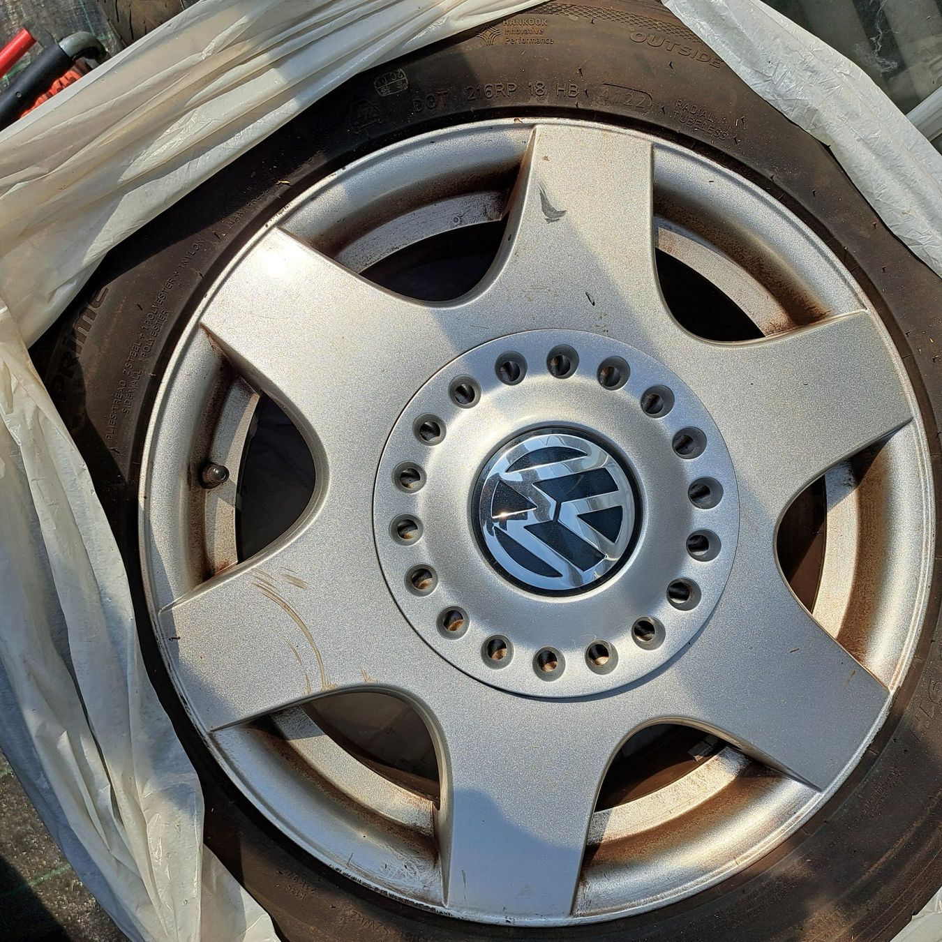 Volkswagen Pneus & Kompletträder: Original VW Beetle Alufelgen – Gebraucht aus Lyss von pet_69c5