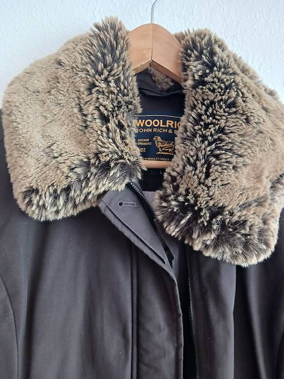 Woolrich Jacken: Wintejacke von Woolrich M – Gebraucht aus Riedholz von bri_fr7s 1