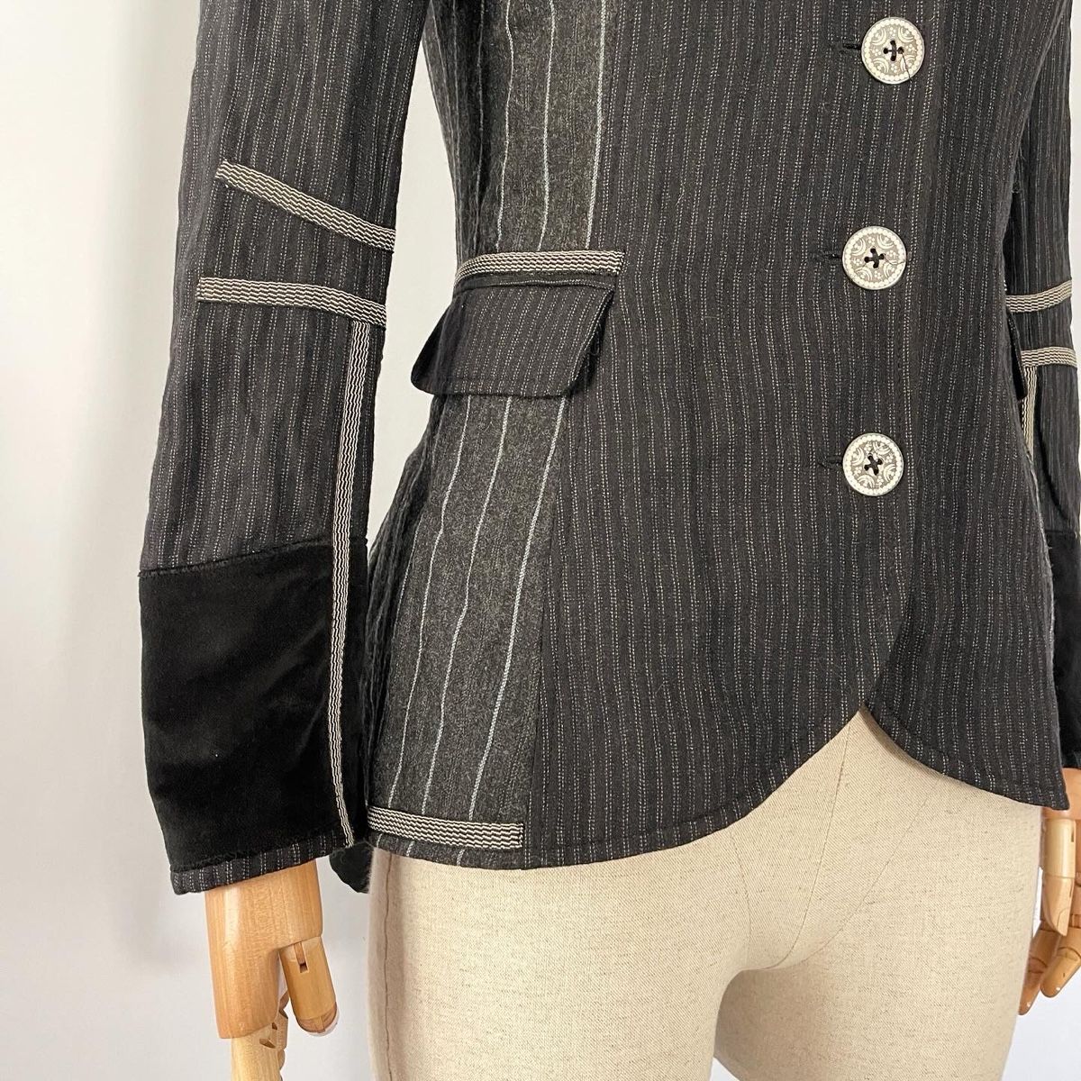 Vestes: H.O.T. Jacket – Neuf (Voir description) à Emmen par Avviivva_Com2023 2