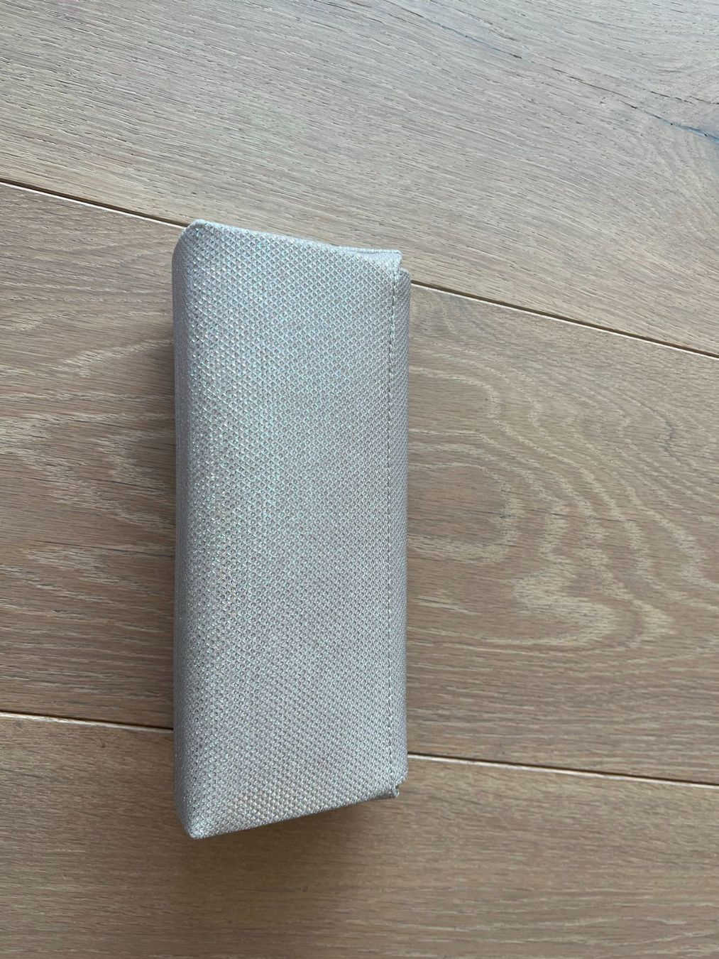 Unisa Borse da donna: Clutch Unisa, gold/silber – Usato da Wettingen venduto da skilpadde 1