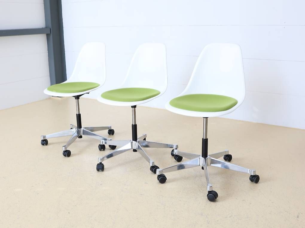 Vitra Stühle: Eames Plastic Bürostuhl von VITRA mit Sitzpolster – Gebraucht aus Meinisberg von atelier_TILIJA 6