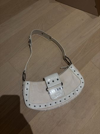 vintage Guess Schultertasche in Creme